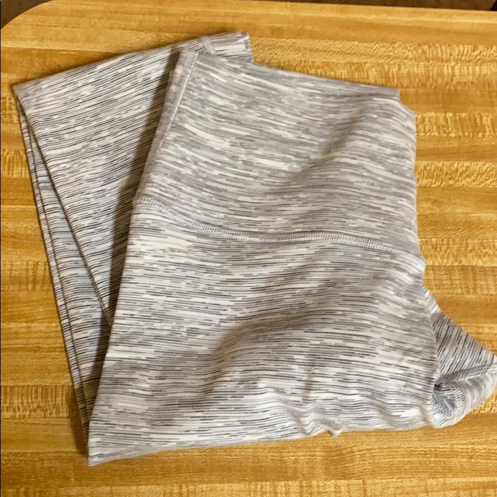 Lululemon Wunder Under Leggings